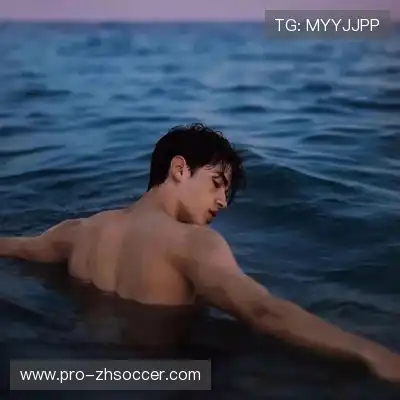 韶靓影